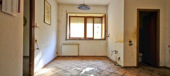 Квартира с 2 комнатами в Марино, Италия № 46881 26