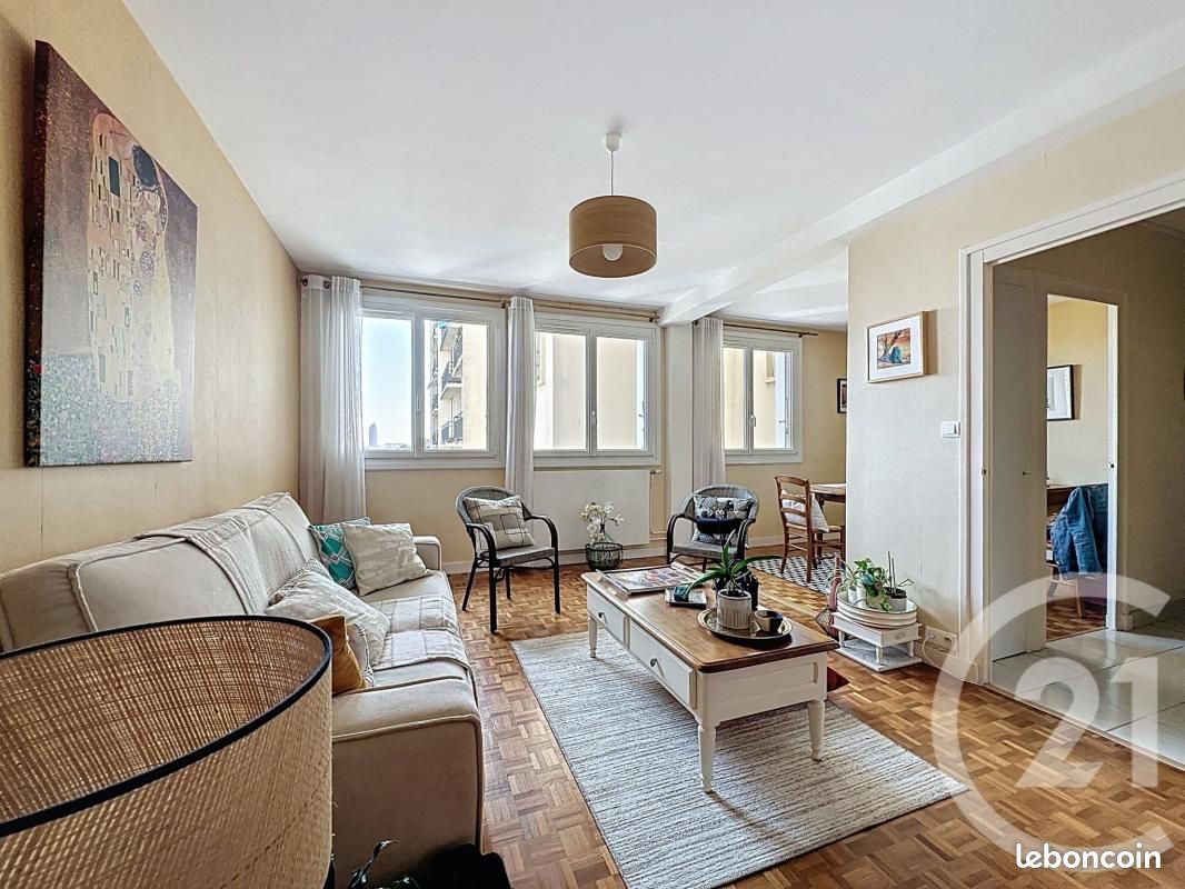 2 Schlafzimmer Wohnung in Nantes, France, Nr. 288540