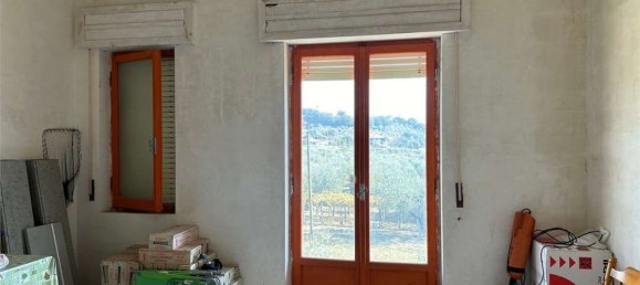 Дом с 4 комнатами в Эличе, Италия № 56796 19