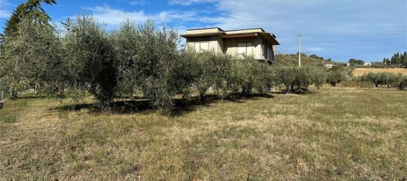 Дом с 4 комнатами в Эличе, Италия № 56796 16