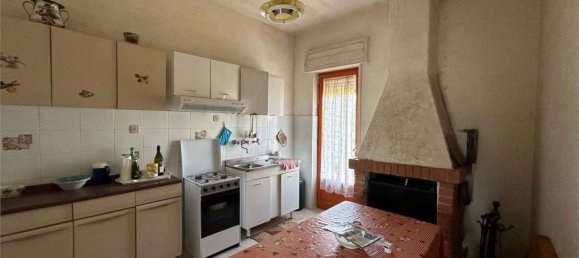 Дом с 4 комнатами в Эличе, Италия № 56796 18