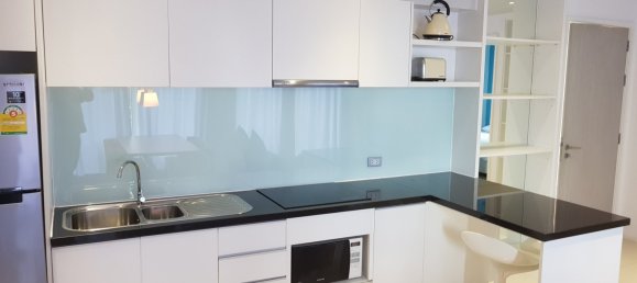 2 bedrooms Condo in Pattaya, Thailand No. 895 3