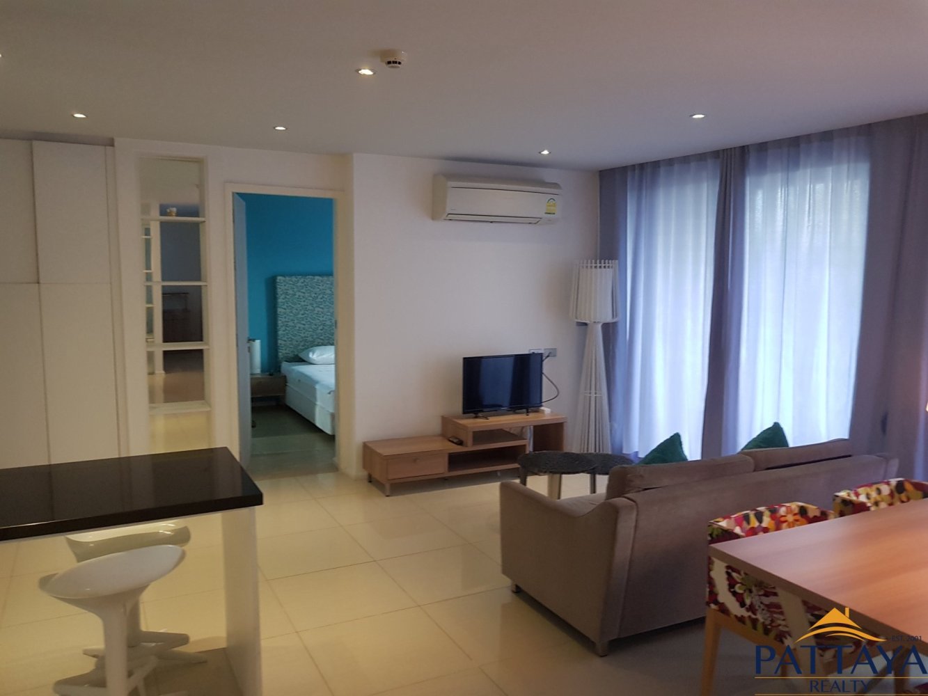 2 bedrooms Condo in Pattaya, Thailand No. 895