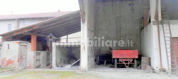 2 bedrooms House in Stroppiana, Italy No. 125391 3