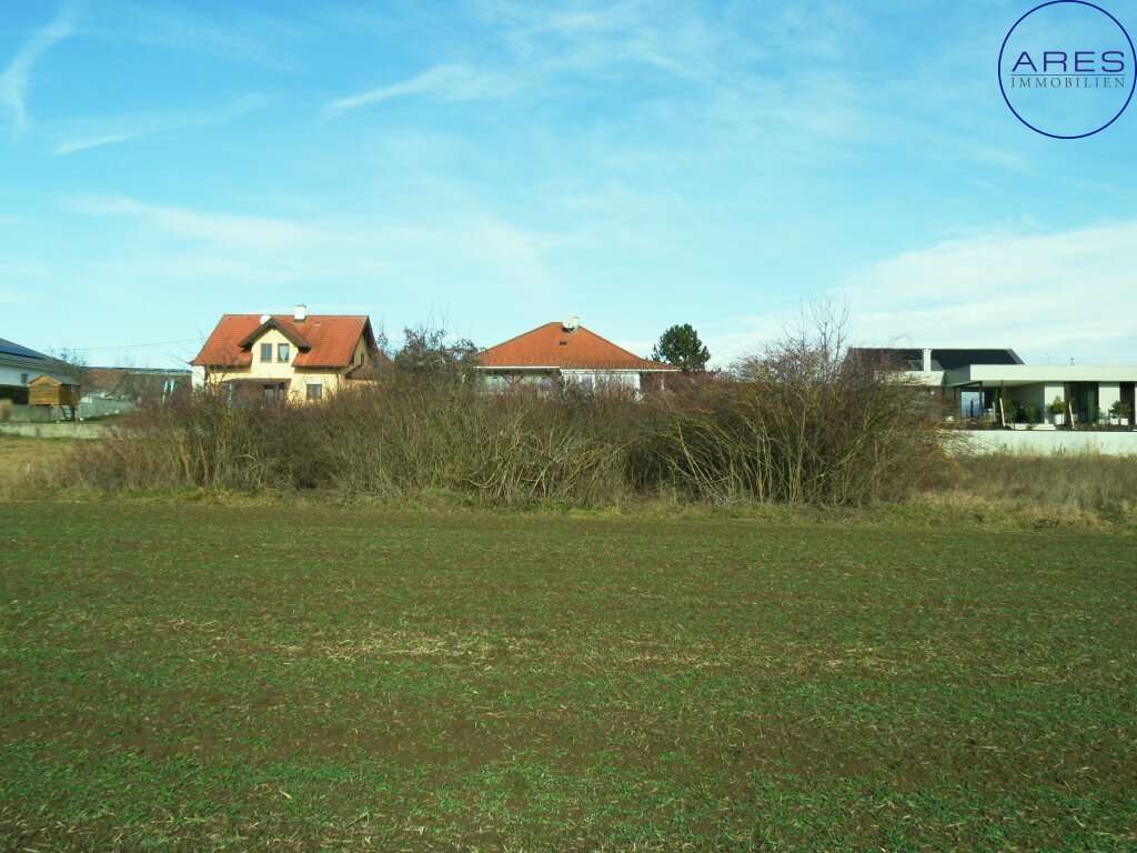  Land in Krems an der Donau, Austria No. 118377
