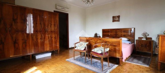 3 غرف نوم فيلا في Marmirolo, Italy رقم 129064 23