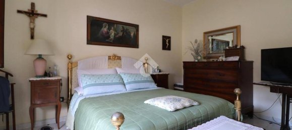 3 غرف نوم فيلا في Marmirolo, Italy رقم 129064 9