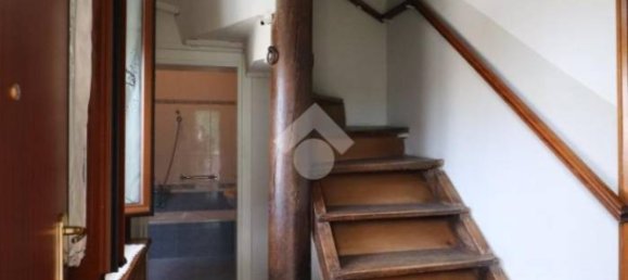 3 غرف نوم فيلا في Marmirolo, Italy رقم 129064 22