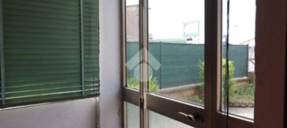 3 غرف نوم فيلا في Marmirolo, Italy رقم 129064 25