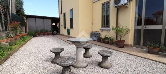 3 غرف نوم فيلا في Marmirolo, Italy رقم 129064 6