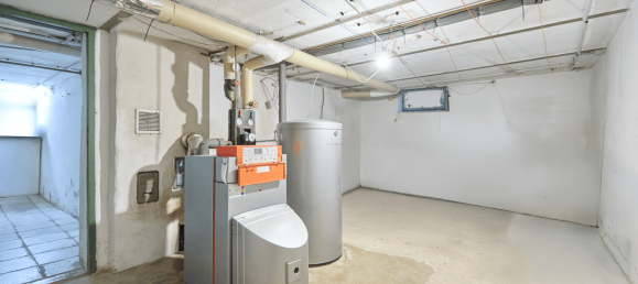 8 rooms House in Heinsberg, Germany No. 120914 55