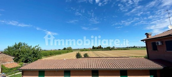 3 bedrooms House in Ferrara, Italy No. 307335 17