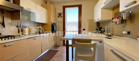 3 bedrooms House in Ferrara, Italy No. 307335 32