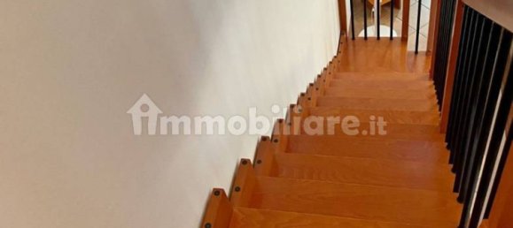 3 bedrooms House in Ferrara, Italy No. 307335 6
