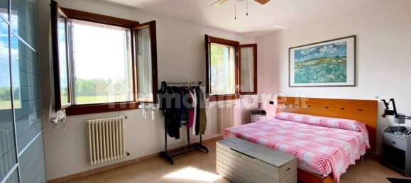 3 bedrooms House in Ferrara, Italy No. 307335 13