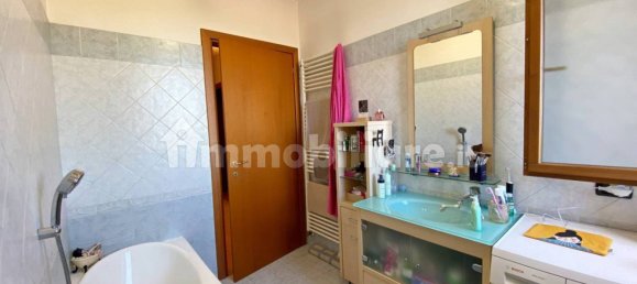 3 bedrooms House in Ferrara, Italy No. 307335 15