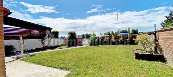 3 bedrooms House in Ferrara, Italy No. 307335 22