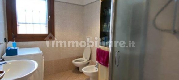 3 bedrooms House in Ferrara, Italy No. 307335 3