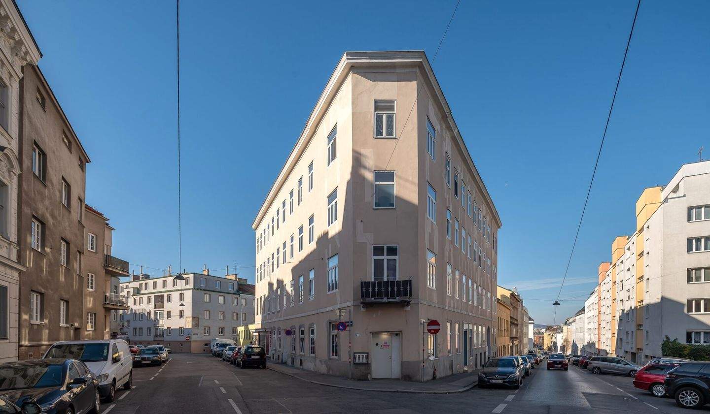 Studio in Meidling, Austria No. 203240