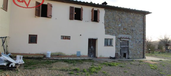 6 rooms House in Terranuova Bracciolini, Italy No. 234078 14
