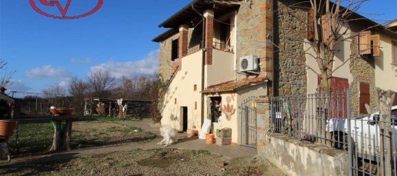 6 rooms House in Terranuova Bracciolini, Italy No. 234078 13
