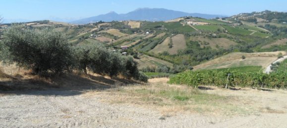 5 rooms House in Acquaviva Picena, Italy No. 271695 9