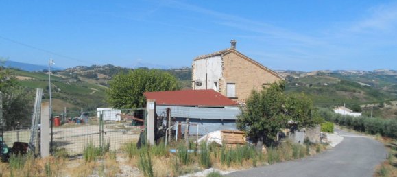 5 rooms House in Acquaviva Picena, Italy No. 271695 14