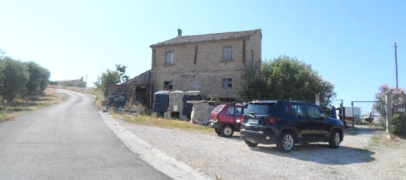 5 rooms House in Acquaviva Picena, Italy No. 271695 12