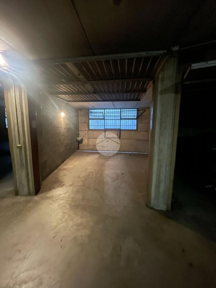 26m² Warehouse in Seriate, Italy No. 52682