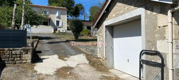 3 bedrooms House in Ruelle-sur-Touvre, France No. 332454 14