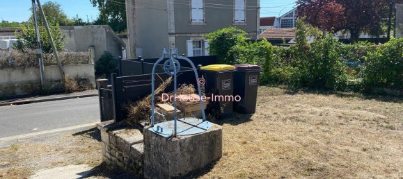 3 bedrooms House in Ruelle-sur-Touvre, France No. 332454 13