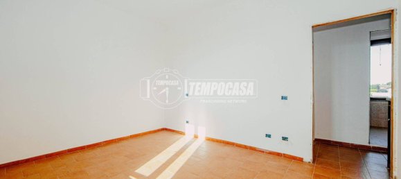 2 bedrooms House in Valle Salimbene, Italy No. 310278 8