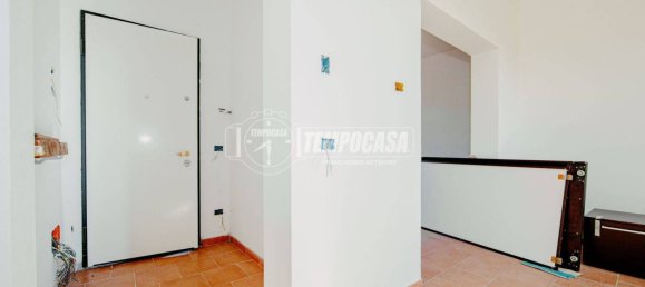 2 bedrooms House in Valle Salimbene, Italy No. 310278 3