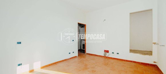 2 bedrooms House in Valle Salimbene, Italy No. 310278 7