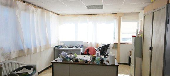 Gewerbliche Immobilie in Champigneulles, France 600m², Nr. 61645 5