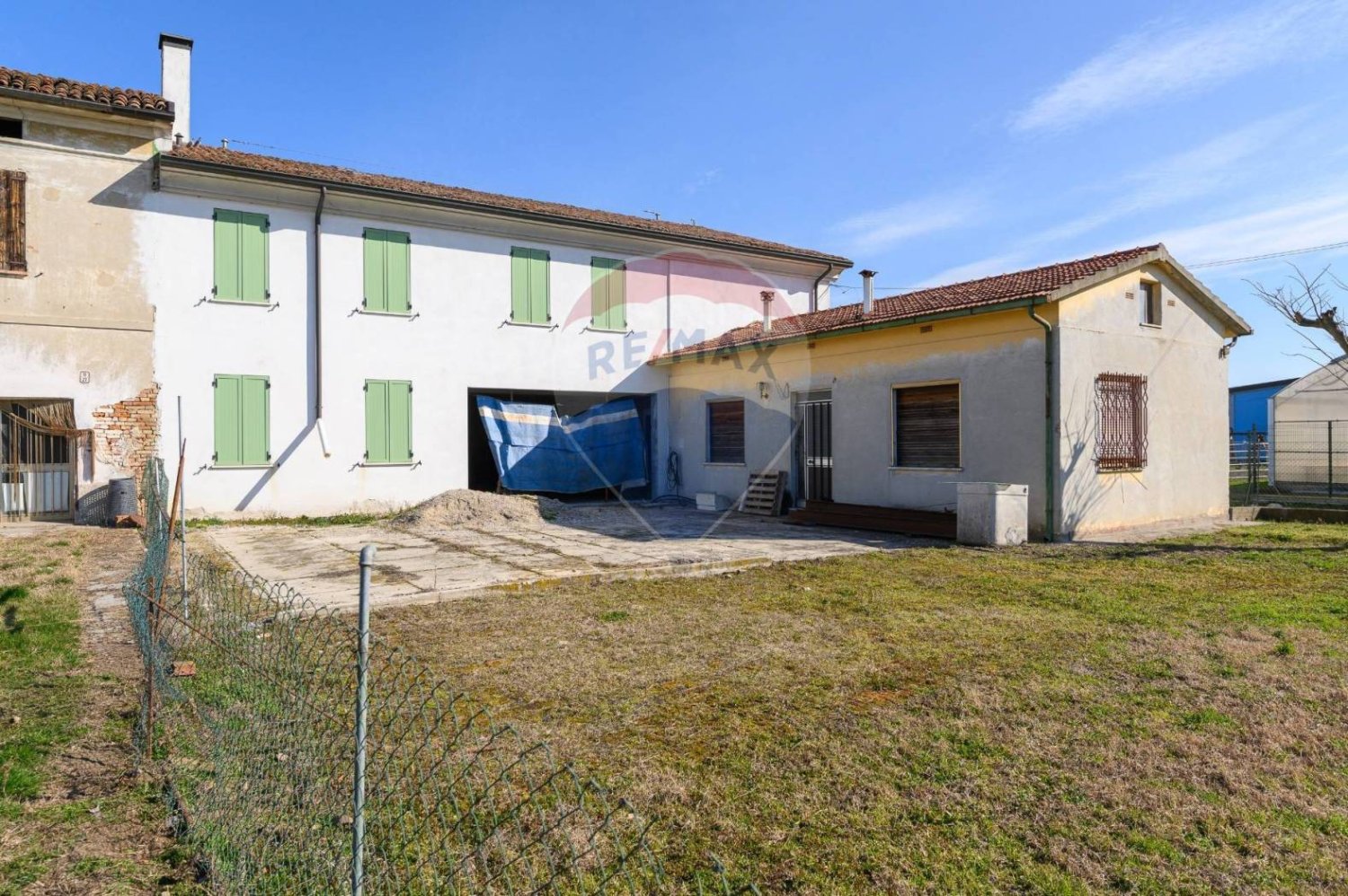 Дом с 4 спальнями в Виадана, Италия № 80634