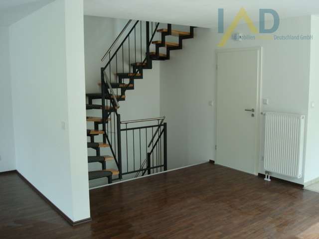 5 rooms Townhouse in Roth, Germany No. 158495