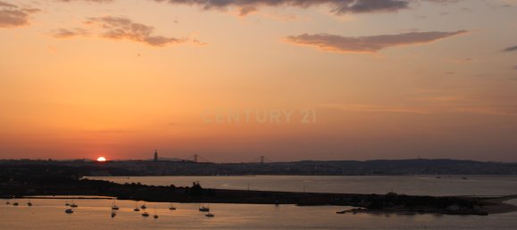 4 Schlafzimmer Doppelhaus in Seixal, Portugal, Nr. 104517 39