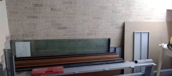 2 rooms Warehouse in Cosenza, Italy No. 75803 6