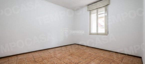 3 rooms Apartment in Castelfranco Emilia, Italy No. 164504 8