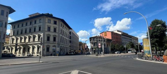 4 rooms Apartment in Florence, Italy No. 268929 8