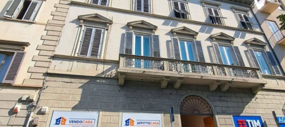 4 rooms Apartment in Florence, Italy No. 268929 5