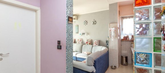 2 bedrooms Apartment in Turin, Italy No. 106794 9