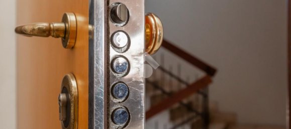 2 bedrooms Apartment in Turin, Italy No. 106794 18