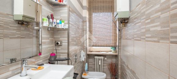 2 bedrooms Apartment in Turin, Italy No. 106794 14