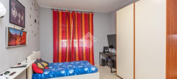 2 bedrooms Apartment in Turin, Italy No. 106794 4