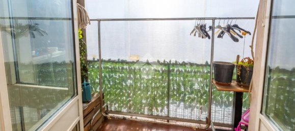 2 bedrooms Apartment in Turin, Italy No. 106794 7