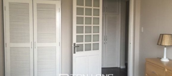 Apartamento de 2 dormitorios en Tay Ho, Vietnam No. 2300 11