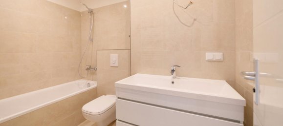 1 غرف نوم شقة في Hakenfelde, Germany رقم 89909 5