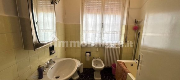 3 Schlafzimmer Haus in Udine, Italy, Nr. 303972 23